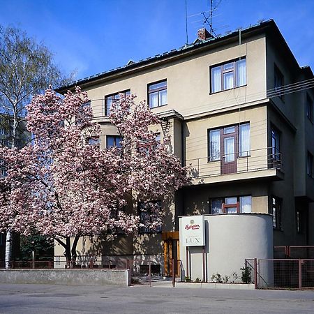 Hotel Lux Ceske Budejovice Exterior photo